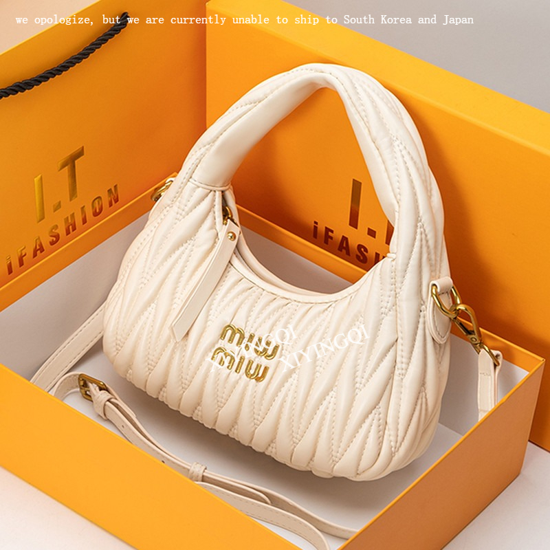 Luxury Bags Dior - 2026 New Wrinkle Wrist Crescent Bag,