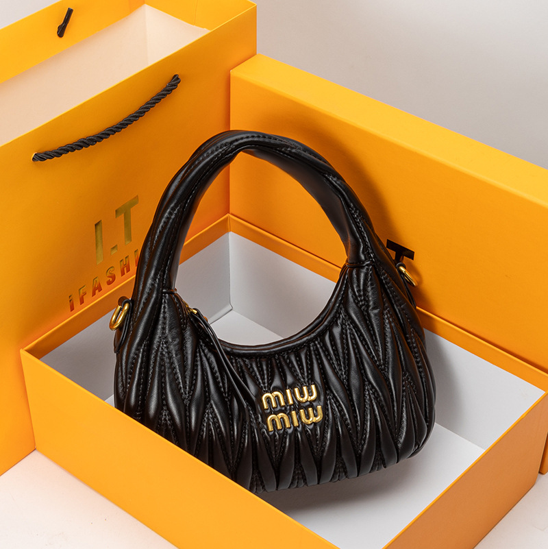 2026 New Wrinkle Wrist Crescen - Luxury Bags Dior recension och pris