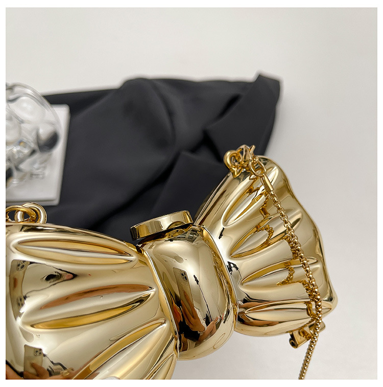Glossy Gold Metal Bow Shaped M - Luxury Bags Cute recension och pris