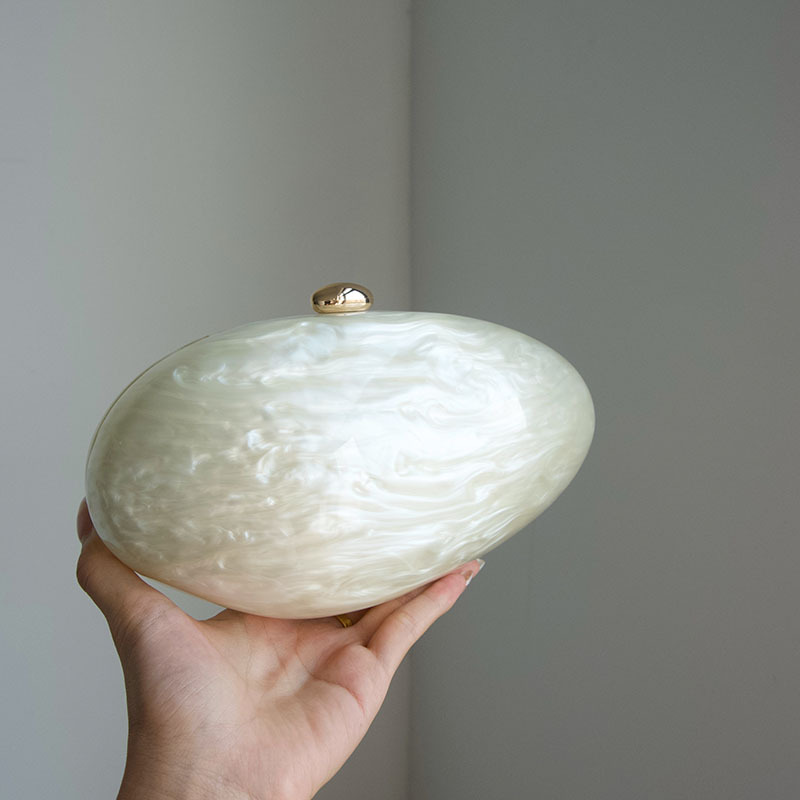 Oval Marble Beige Shell Acryli - Luxury Bags Cute recension och pris