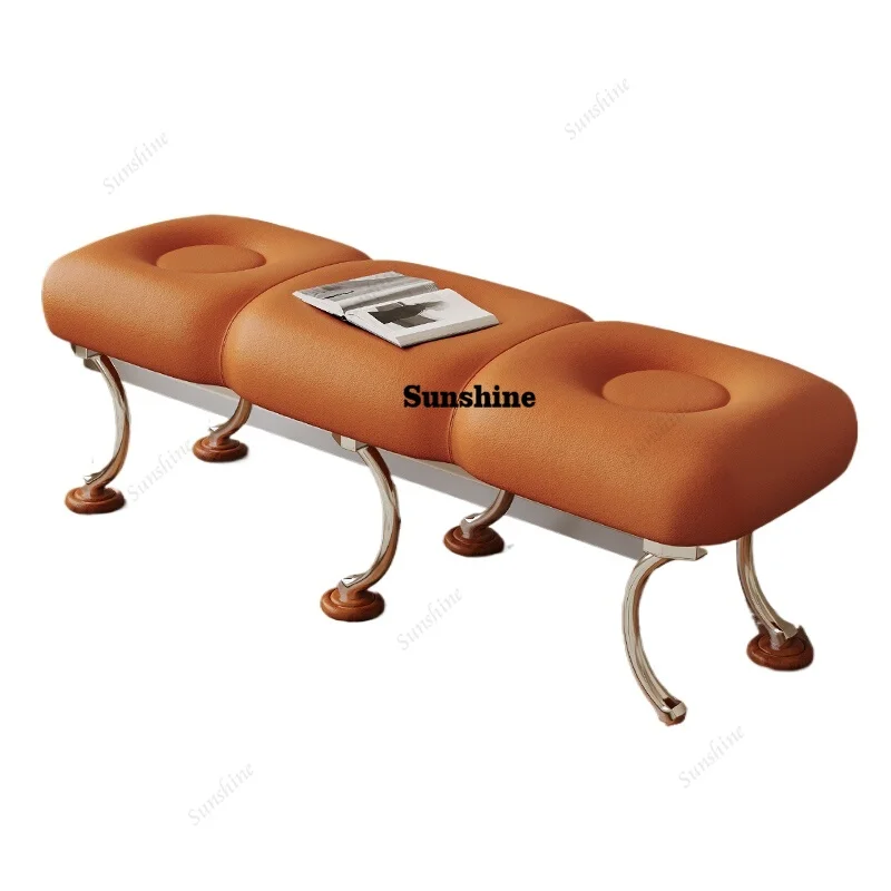 Retro shoe changing stool entr - Luxury Bags Entry recension och pris