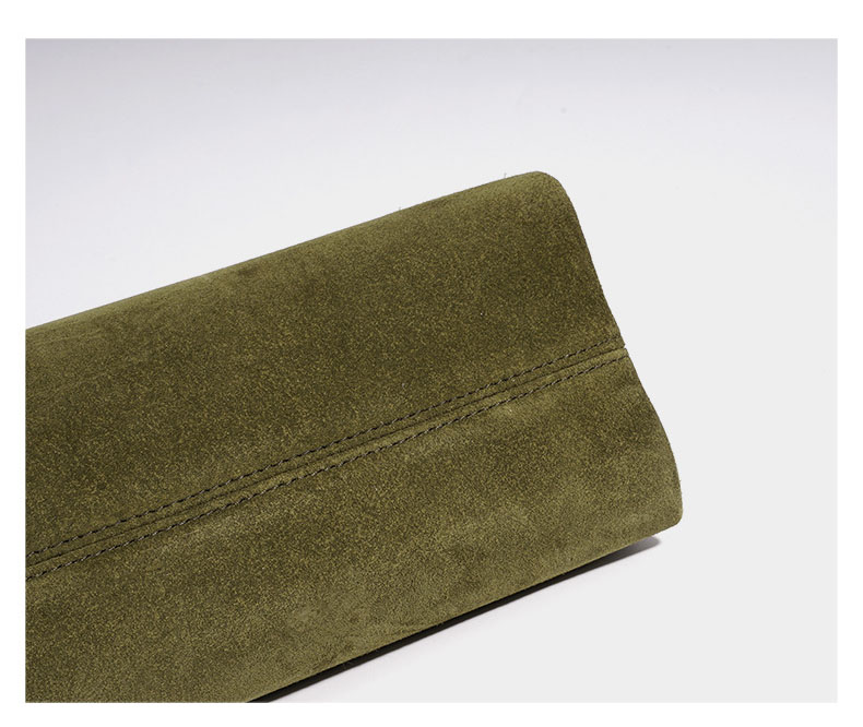 Limited-Edition Clasp Bag Kore - Luxury Bags Limited Edition recension och pris